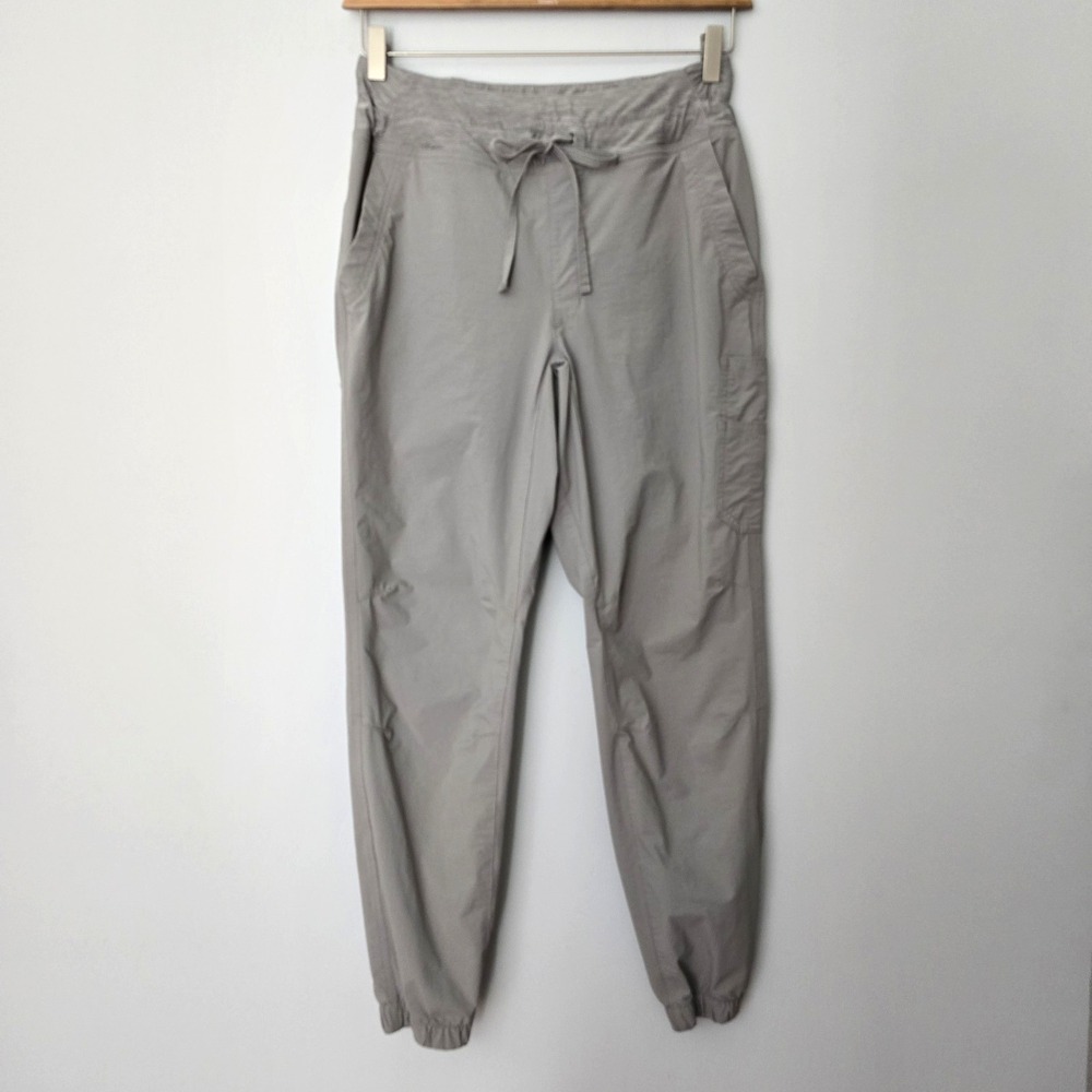 Duluth Trading Co Womens 6R Armachillo Jogger Nylon Hiking Cargo Pants Stretch